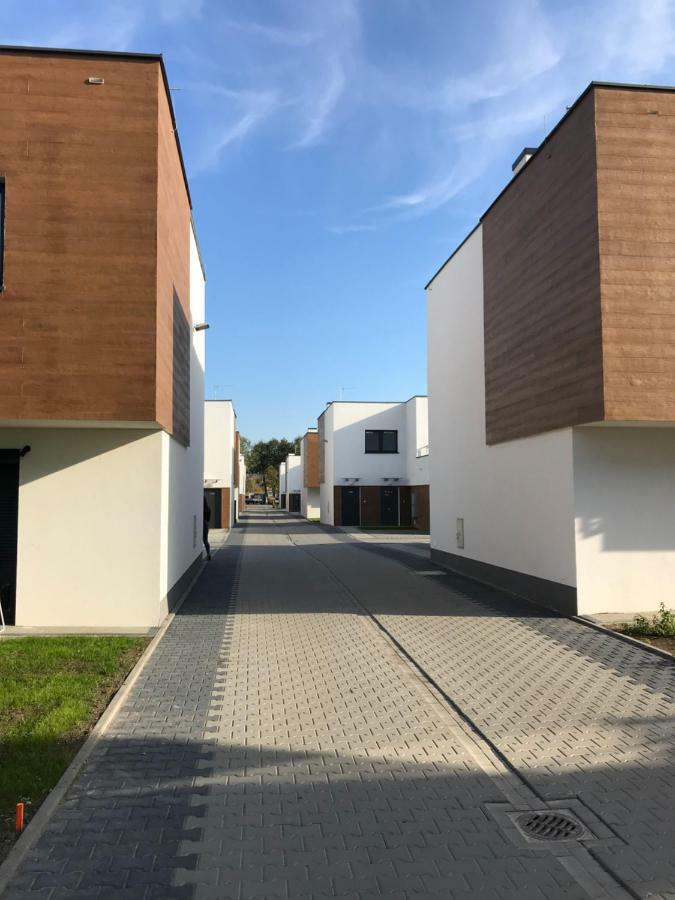 Lawendowy Zakatek - Klimatyzacja - Ogrodek - Prywatny Parking Rzeszów Exterior foto